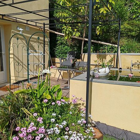 Appartement Aurore En Rez De Jardin Avec Parking Gratuit Vence Exterior foto